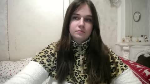 Snapshot of annagoldy3 chatting on April 2026 03:11:01 PM Anna online show from April 2026 03:11:01 PM