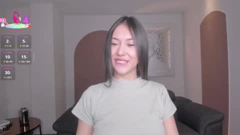 annahoffman_ online show from September 2025 12:29:02 PM