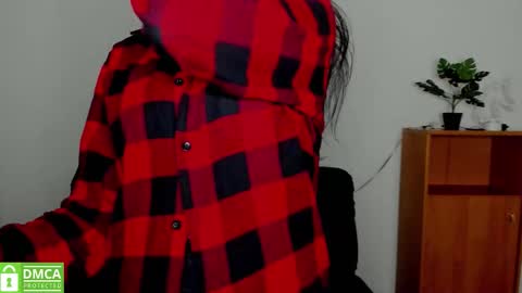 Anna online show from October 2025 11:22:02 AM