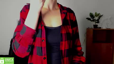 Anna online show from November 2025 12:27:01 PM