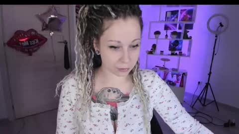 Anna online show from October 2025 02:34:01 AM