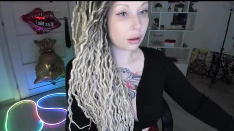 Snapshot of annanebula chatting on May 2026 06:09:01 PM Anna online show from May 2026 06:09:01 PM