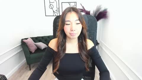 Anna online show from October 2025 11:07:02 AM