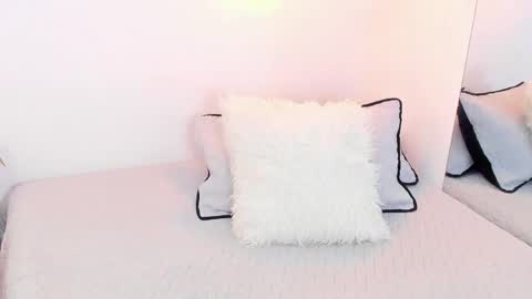 Anna Rosse online show from April 2026 12:08:02 PM