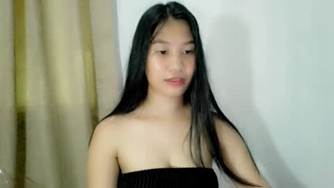 Riane online show from September 2025 08:04:02 AM