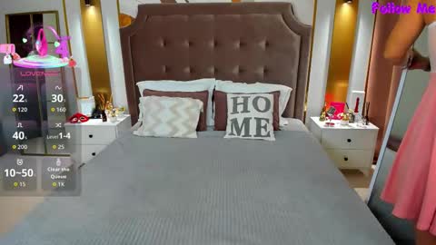 Snapshot of annasimonsj chatting on October 2025 01:06:01 AM Anna online show from October 2025 01:06:01 AM