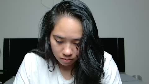 Anna online show from November 2025 05:17:01 AM