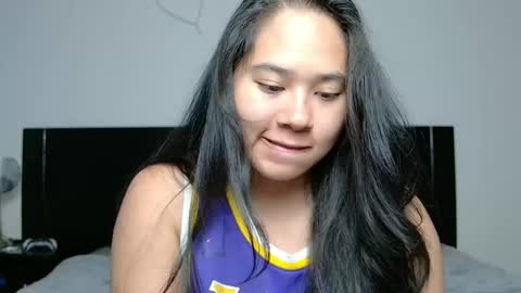 Anna online show from April 2026 11:32:01 PM