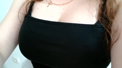 Bella online show from June 2026 10:05:02 AM