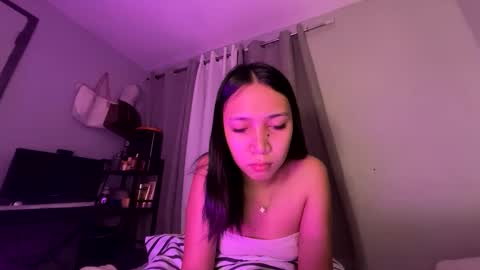 Snapshot of anne_chanelx chatting on May 2026 07:10:02 PM anne_chanelx online show from May 2026 07:10:02 PM