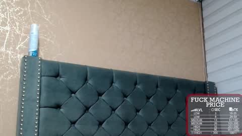       online show from November 2025 01:26:02 AM