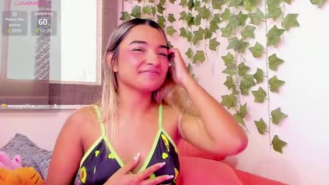 Anne online show from March 2025 09:26:02 PM