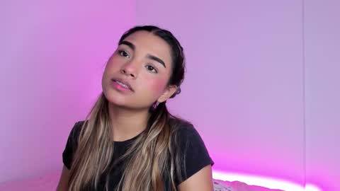 Anne online show from September 2025 08:05:02 AM