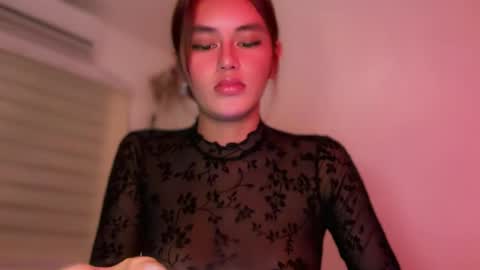 Snapshot of annedee_ chatting on April 2026 07:58:01 PM Kim online show from April 2026 07:58:01 PM