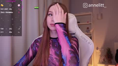 annelitt online show from December 2024 08:03:02 PM