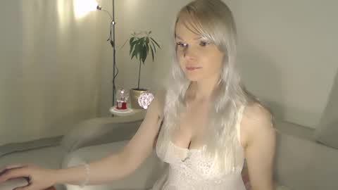 Snapshot of annett chatting on December 2024 12:30:02 AM Annett online show from December 2024 12:30:02 AM