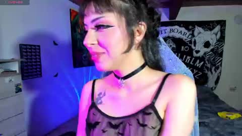 Snapshot of anni_420_ chatting on June 2026 08:37:02 AM Nikoll online show from June 2026 08:37:02 AM