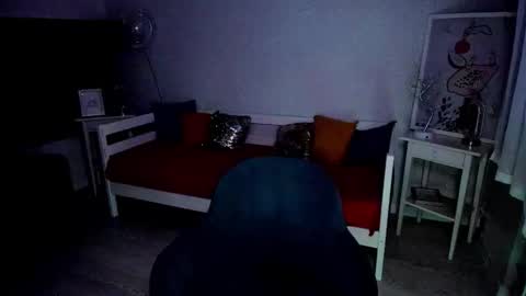 Anni online show from February 2026 01:40:02 PM