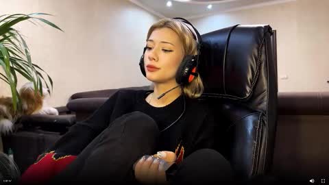 Snapshot of annie1fuc4 chatting on March 2026 06:33:01 PM annie1fuc4 online show from March 2026 06:33:01 PM