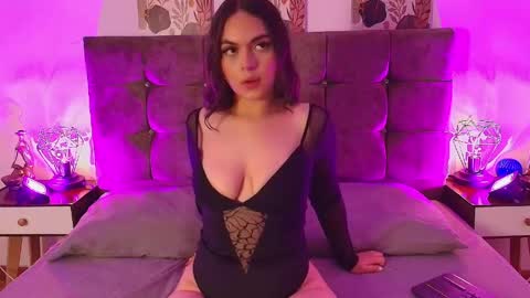 Snapshot of annie_bonnie_ chatting on May 2026 11:39:02 AM Annie Bonnie online show from May 2026 11:39:02 AM