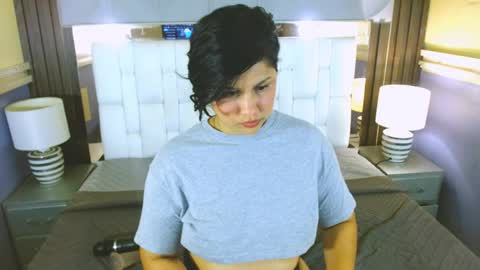 Annie  online show from April 2026 06:01:01 PM