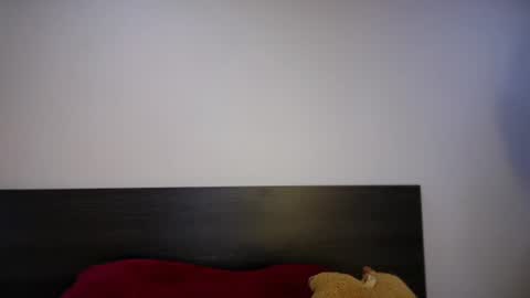 Anniecattie online show from June 2026 09:40:01 PM