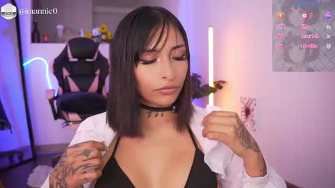 Snapshot of annie_couper chatting on May 2026 08:49:01 PM Annie online show from May 2026 08:49:01 PM