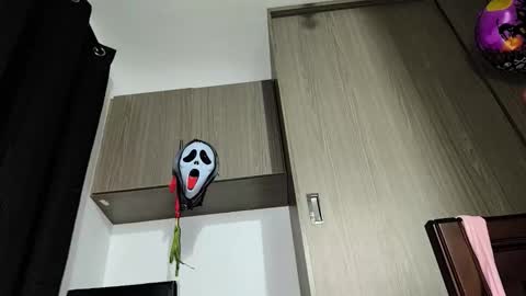 A N G E L online show from November 2025 02:24:01 AM