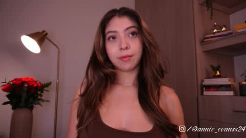 Annie Evans online show from February 2026 09:55:01 PM