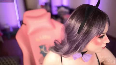 Annie May   online show from March 2026 03:17:01 PM