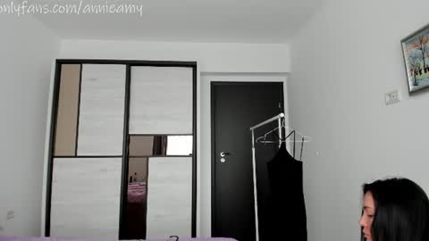 Annie online show from June 2026 12:37:01 PM