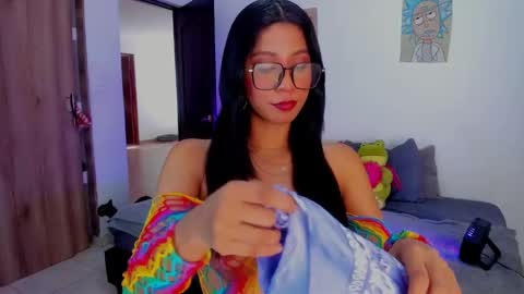 AnnieBlu3 online show from February 2025 08:11:02 PM