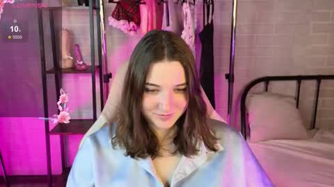 Snapshot of anniedodge chatting on November 2025 05:09:02 AM Annie online show from November 2025 05:09:02 AM