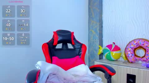 Anniee online show from July 2026 11:39:02 AM