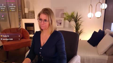 Annie online show from February 2026 12:42:02 PM