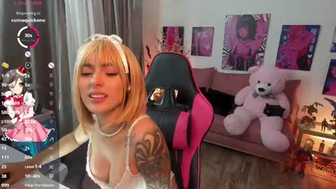 Annie FROM 8AM TO 4PM CDT online show from April 2026 10:00:02 PM