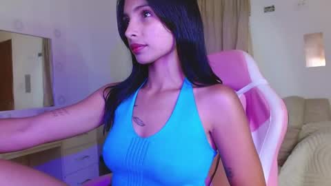 AnnaS online show from April 2026 04:05:02 AM