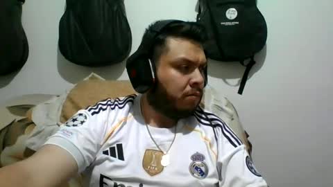 lion kennedy independent model moderator online show from September 2025 02:35:01 AM