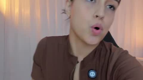 Snapshot of anny_jones77 chatting on July 2026 03:22:02 AM Anny online show from July 2026 03:22:02 AM