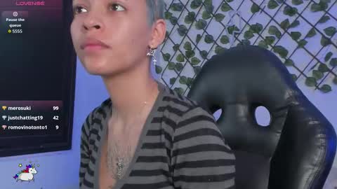 Anny online show from November 2025 03:19:02 AM