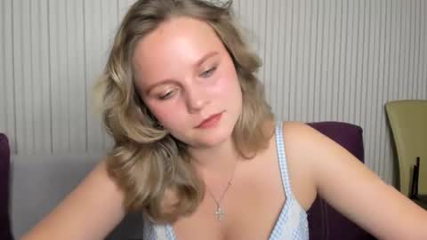 Snapshot of anny_love_you chatting on September 2025 07:49:02 PM anny_love_you online show from September 2025 07:49:02 PM