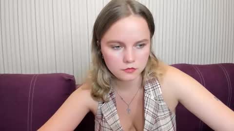 Snapshot of anny_love_you chatting on September 2025 01:16:02 PM anny_love_you online show from September 2025 01:16:02 PM