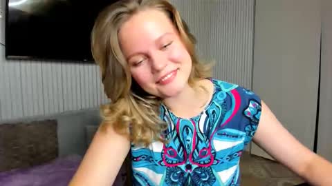 Snapshot of anny_love_you chatting on October 2025 06:41:02 PM anny_love_you online show from October 2025 06:41:02 PM
