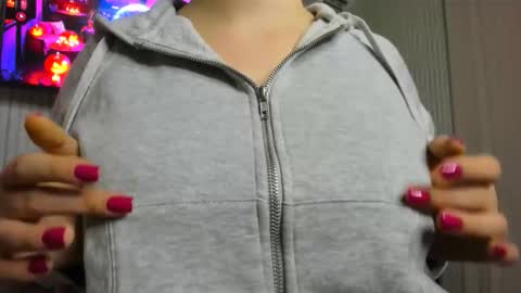 Snapshot of anny_love_you chatting on October 2025 06:47:01 PM anny_love_you online show from October 2025 06:47:01 PM