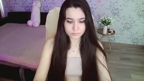 Snapshot of anny_shine chatting on February 2025 06:35:01 AM Annie online show from February 2025 06:35:01 AM