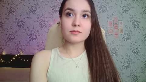 Snapshot of anny_shine chatting on September 2025 04:40:02 PM Annie online show from September 2025 04:40:02 PM