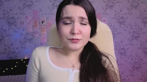 Snapshot of anny_shine chatting on November 2025 06:06:02 AM Annie online show from November 2025 06:06:02 AM