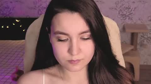 Annie online show from June 2026 10:34:02 PM