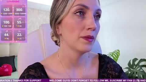 Snapshot of anny_sweet72 chatting on November 2025 11:57:02 AM Anny online show from November 2025 11:57:02 AM