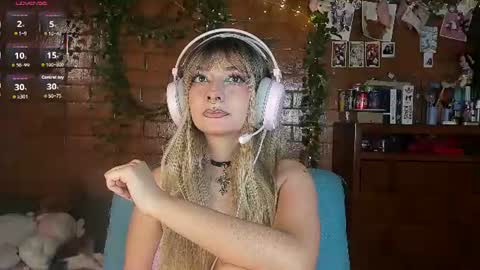 Snapshot of annycolin chatting on July 2026 10:05:02 PM Anny IG online show from July 2026 10:05:02 PM